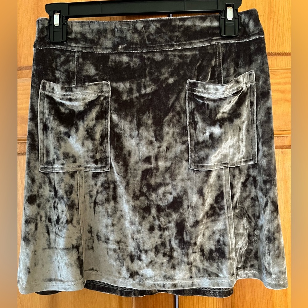 BB Dakota velvet skirt